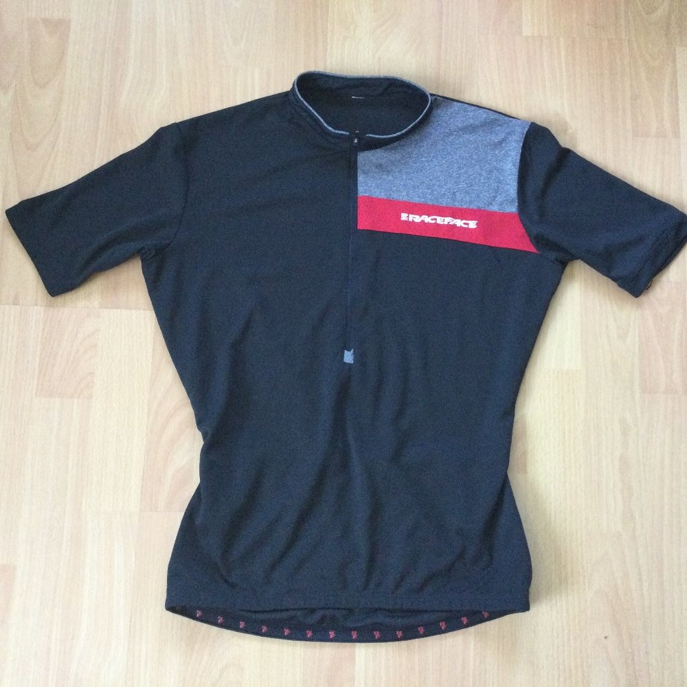 Race Face Unisex Short Sleeve Cycling Jersey 1/4 Zip Short Sleeved 40 inch